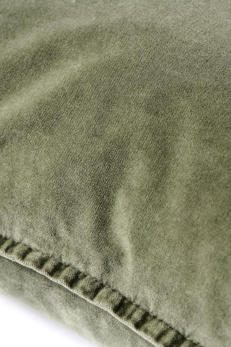 Housse de coussin en velours, coloris vert olive